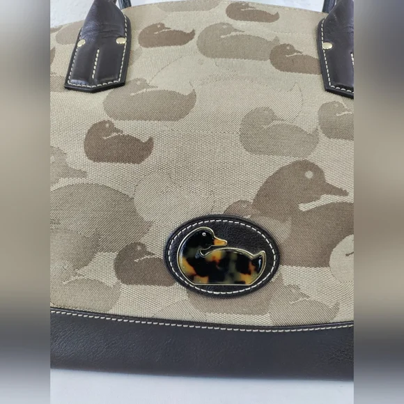 DOONEY & BOURKE Brown Canvas Duck Pattern With Leather Trim Tote - Picture 9 of 15